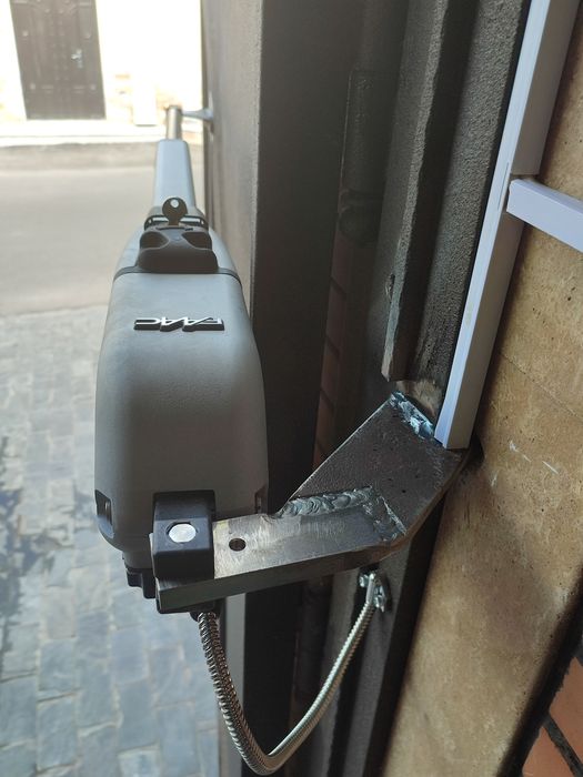 Пульт управления для автоматических ворот ,шлагбаумов DoorHan Roger