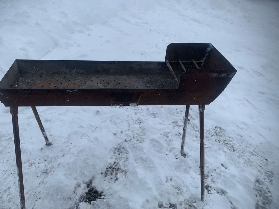 Продам.  Мангал  брал дорого  почти новый