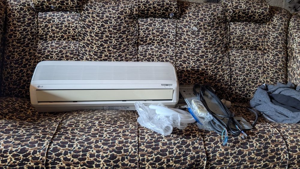 Кондиционер LG на 30 КВ.м