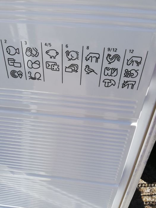 Продавам фризер силтал 235л