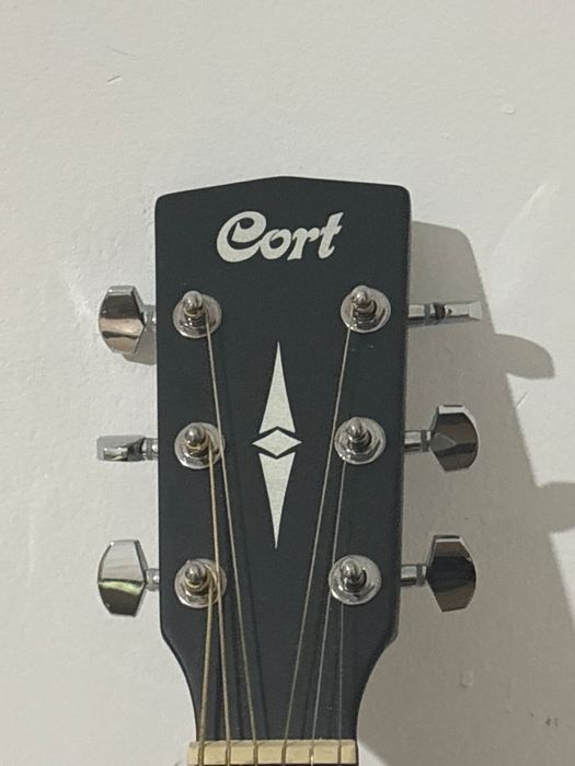 Гитара:Cort (оригинальная)
