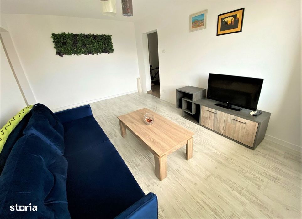 3 camere/ Sos.Stefan cel Mare Nr 1