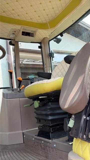 Tractor John Deere 6330 Premium 110 CP an 2012 ore 5200 John Deere 5100 John deere 6320 John Deere 6630 Case Claas New Holland Fendt Same Deutz Fiat