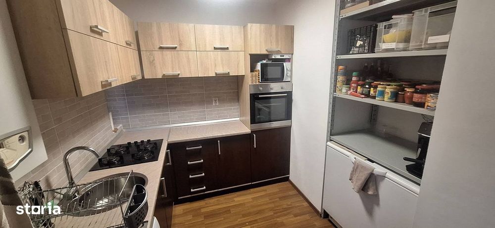 Apartament 3 camere 74 mp, etaj 3/3, BRADET