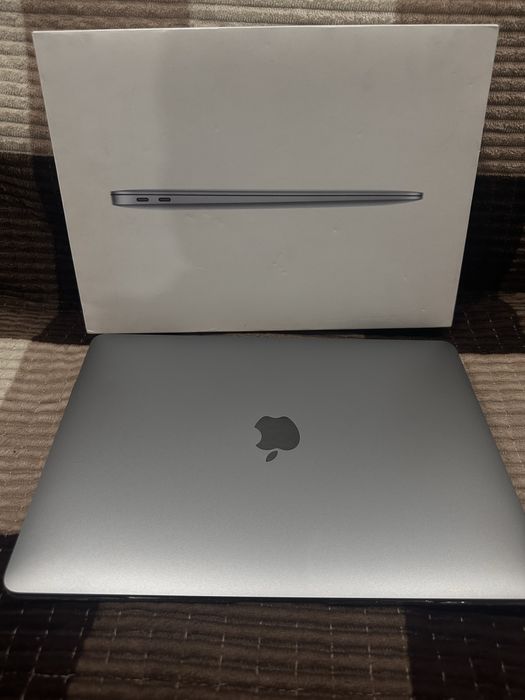 MacBook Air 13 Model A2337