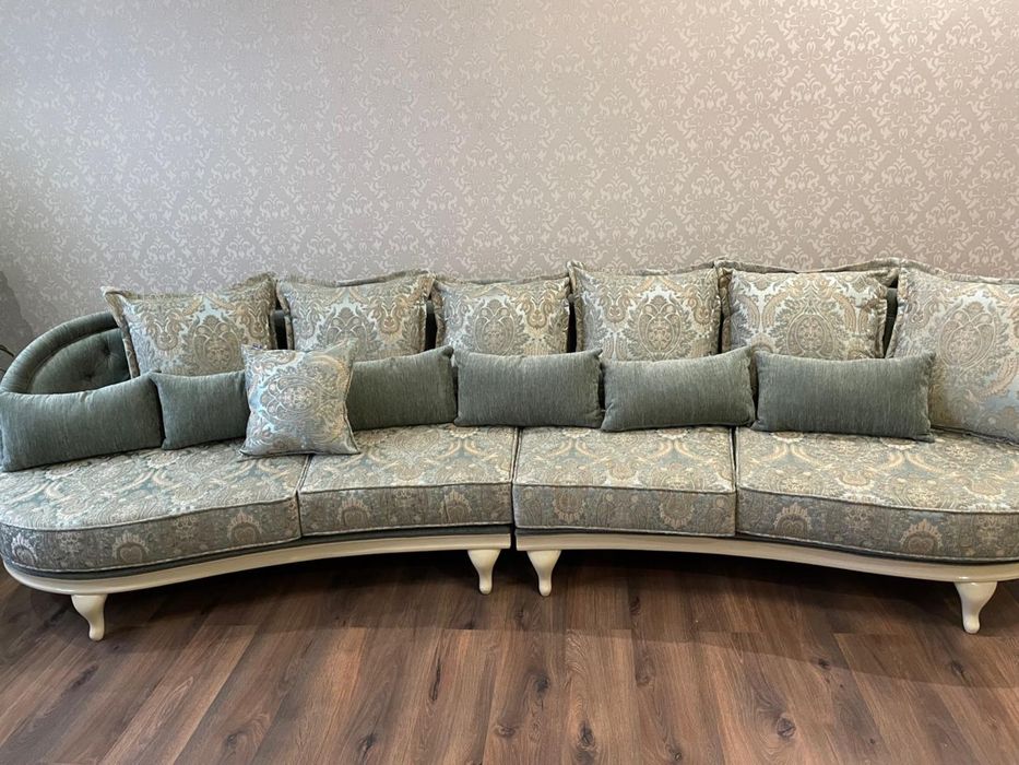 Диван для гостинной