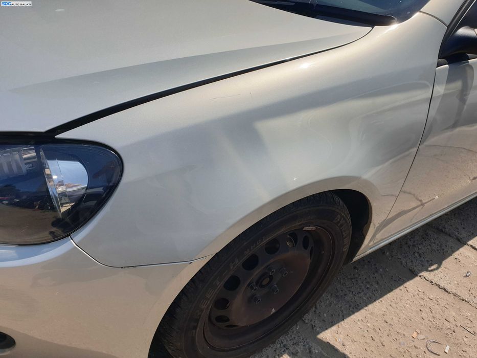 Aripa Stanga Fata Volkswagen Golf 6 Break Combi 2008 - 2013 Culoare Gri Argintiu LR7L [K8667]