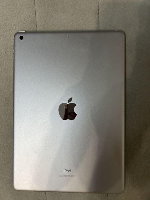 iPad 9 gen, в идеальном состоянии