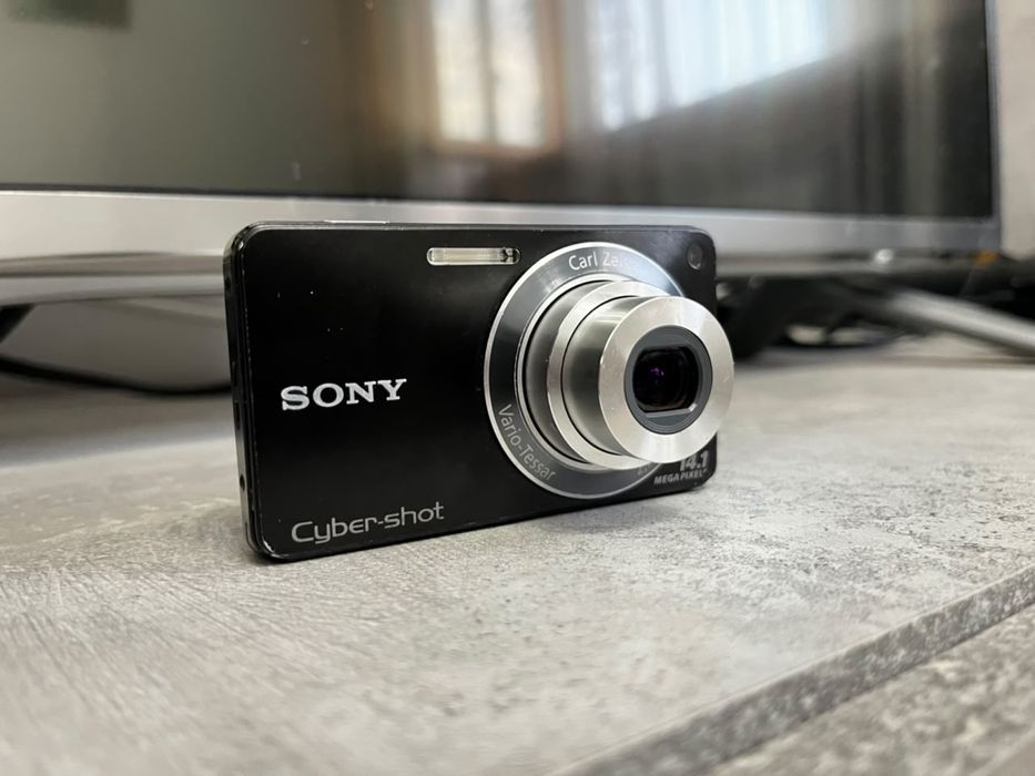 Компактный фотоаппарат Sony DSC-W350 (мыльница)