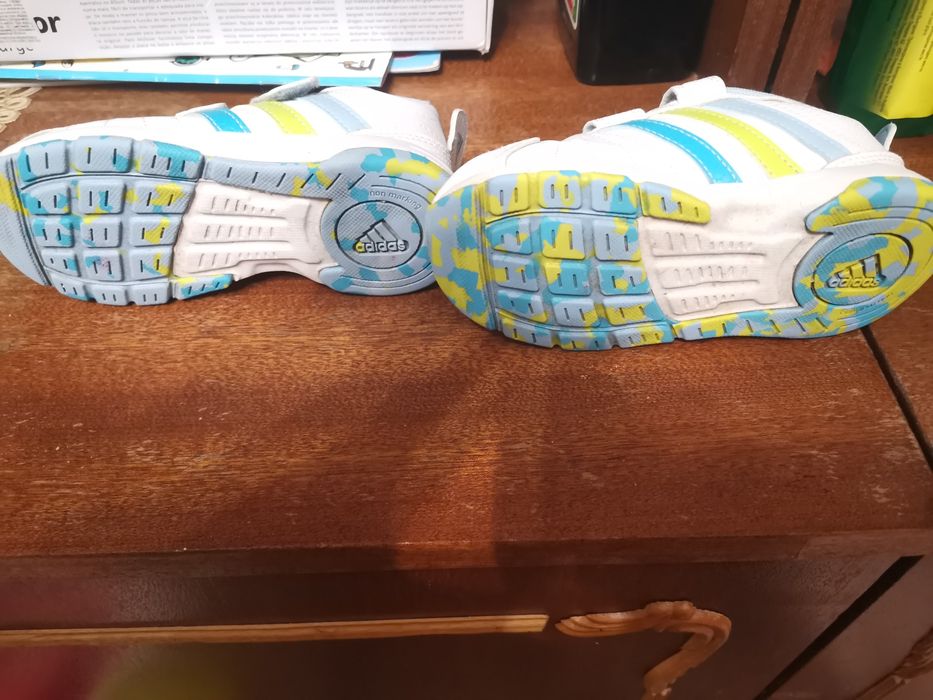 Adidas детски маратонки