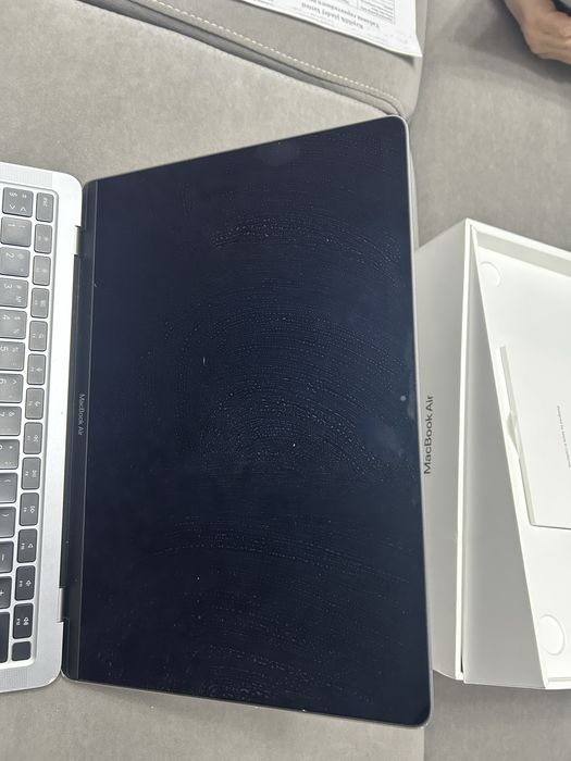 Продам Macbook air M1