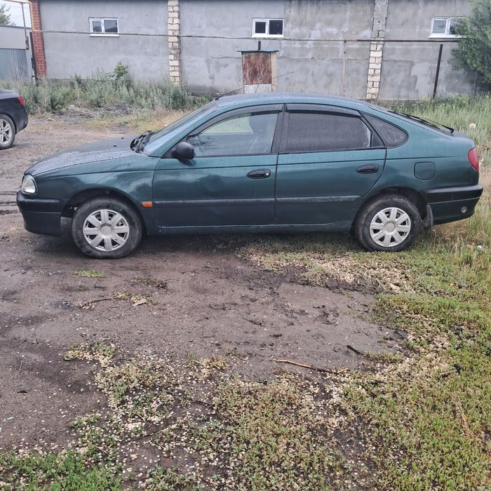 Продам авто тойота авенсис