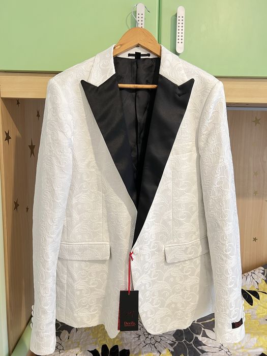 Sacou Devil’s Advocate