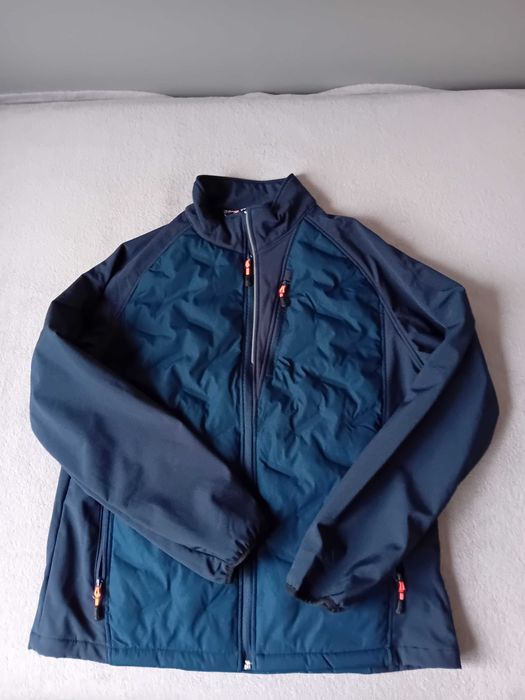 Продавам мъжко яке