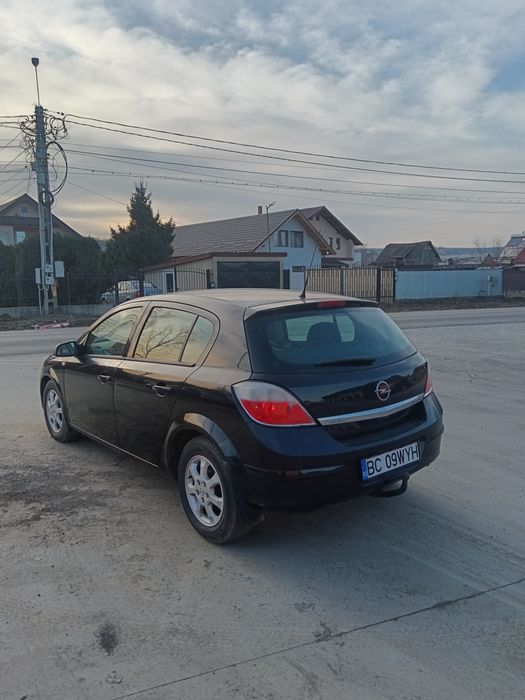 Opel Astra h  1.7