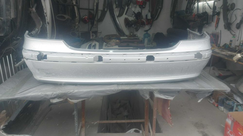 Бампер от Мерседес 211 рестайлинг авангард