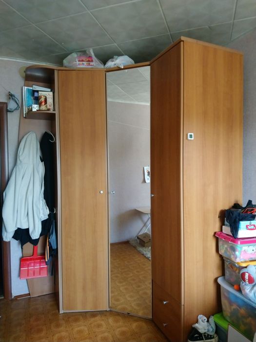 Шкаф угловой, 35000