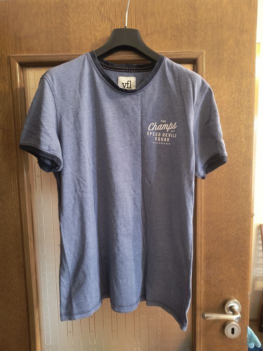 3 мъжки тениски с къс ръкав за 20 лева, дънки