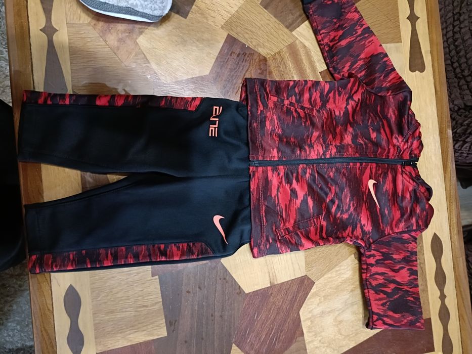 Бебешки дрехи 9-12 месеца