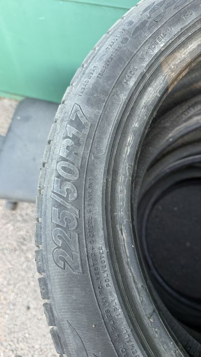 Резина б/у 225/50/17