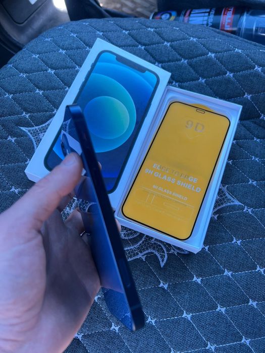 Продам айфон 12 в идеальном состоянии