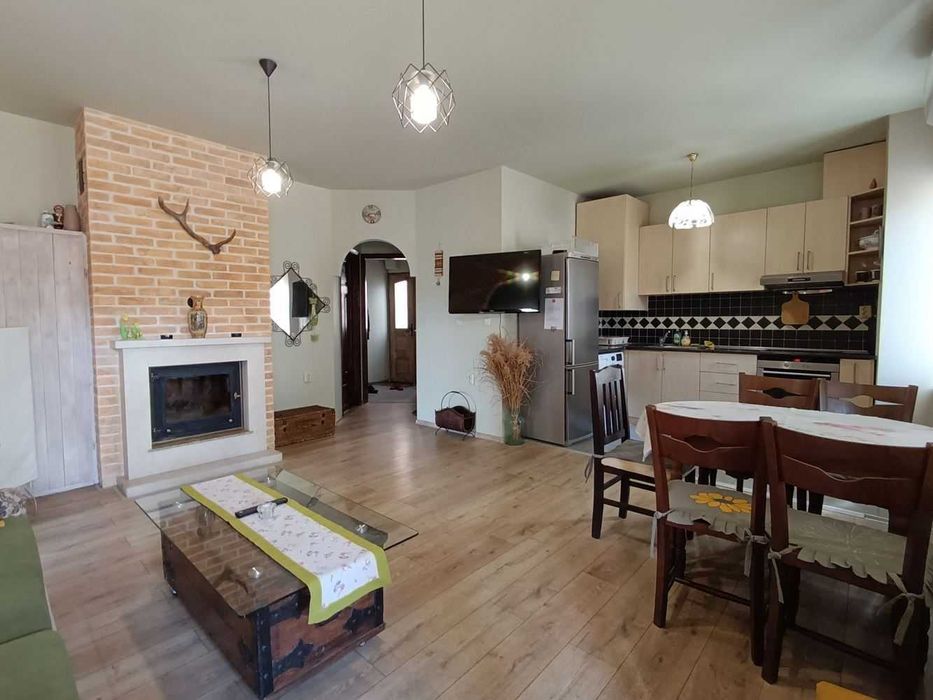 Луксозен етаж от къща в старата част на Велико Търново