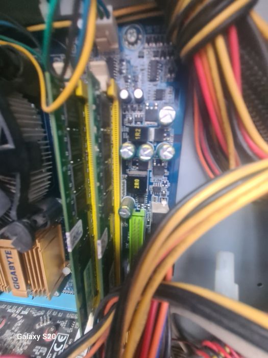 Продам комп по запчястям