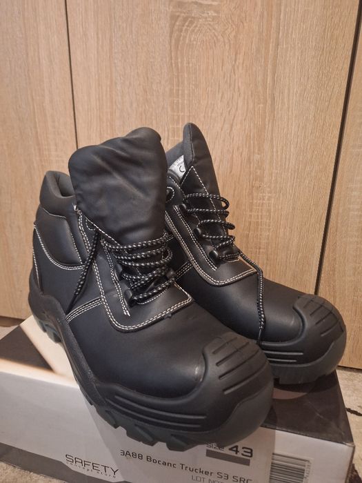 Bocanci de protecție