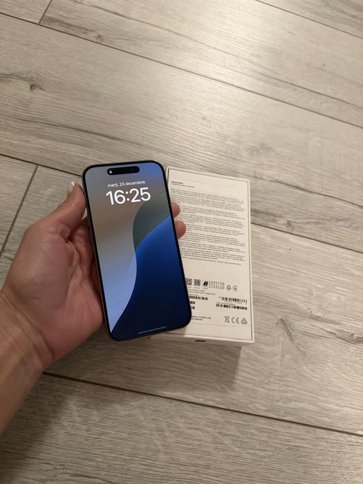 Iphone 15 Pro , Natural Titanium , 128GB