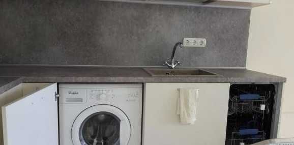 Дава се под наем Двустаен апартамент в Бургас, Сарафово - 78 кв.м за 102 € - Снимка #4