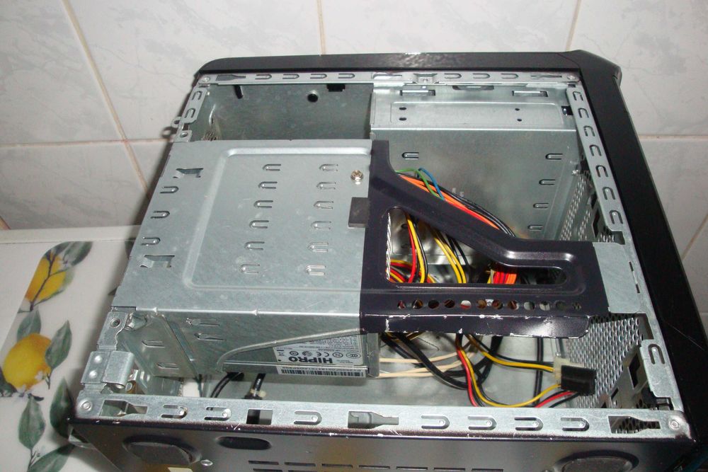 carcasa Packard Bell mini itx cu sursa Hipro card reader