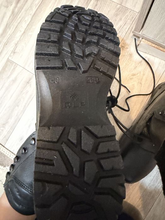 Продам новые берцы