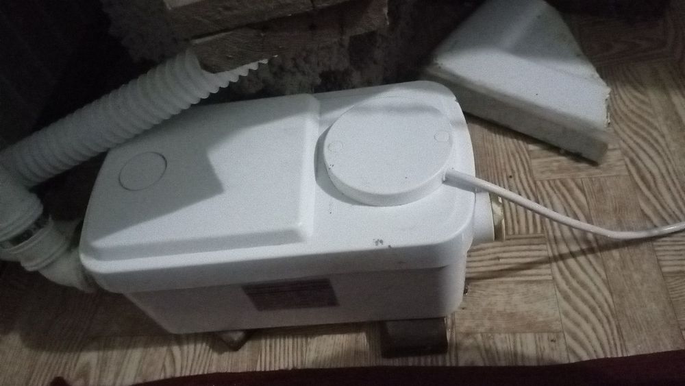 Suv nasosi. Водяной насос.