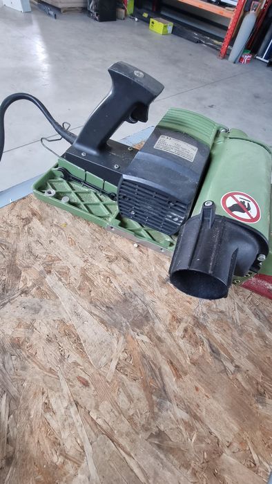 Rindea electrica profesionala