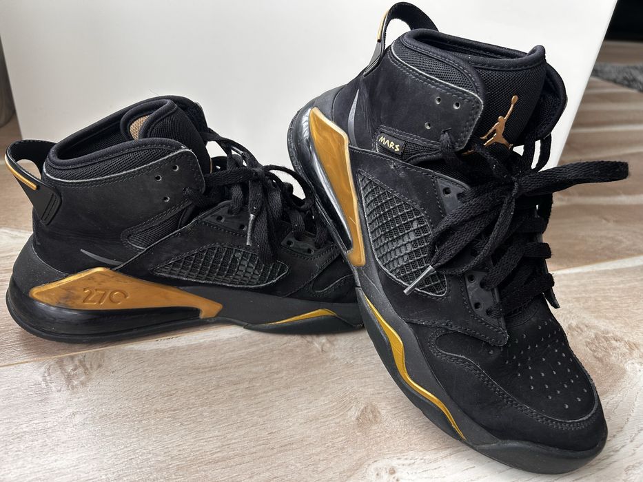 Pantofi sport  Nike Air Jordan Mars 270, mărimea 41