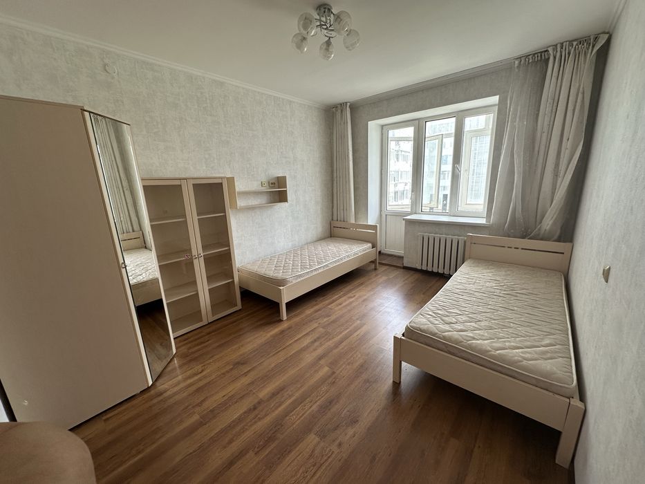 Продаю квартиру. В центре города