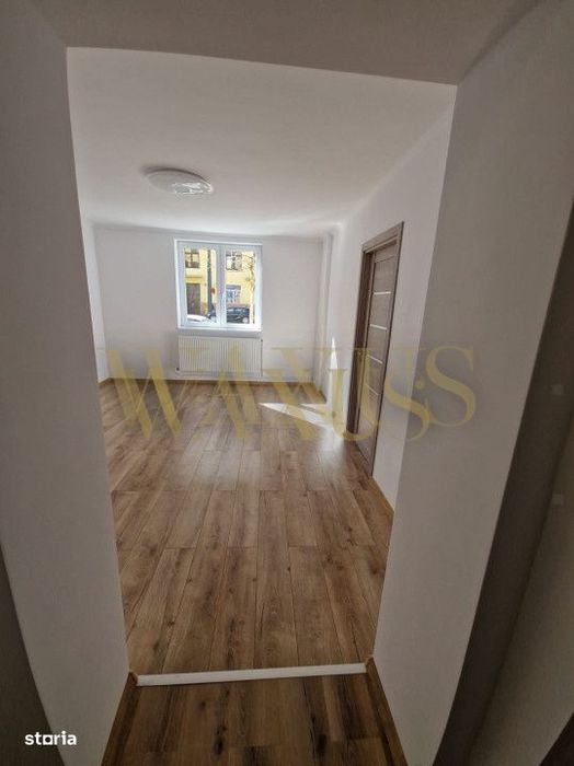 Apartament 3 camere decomandate, strada Horea