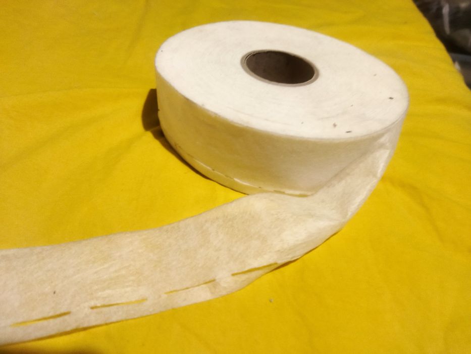 Шивашки материали - подлепващи тъкани и ленти  за колани