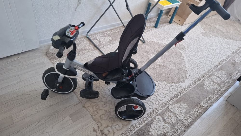 Детский трёхколёсный велосипед продам