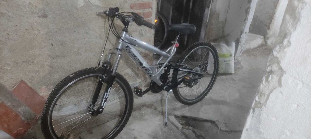 Детско колело запазвно