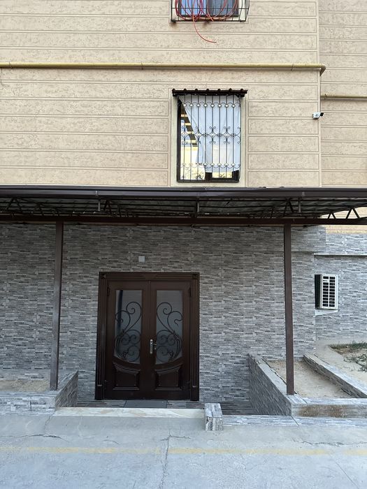 Сдаётся в аренду коммерческое помещение, 76 м2, цоколь