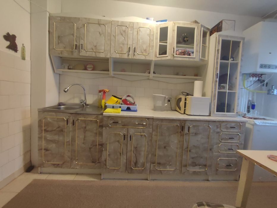 Mobila de bucătărie