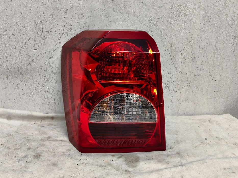 Оригинален стоп Dodge Caliber