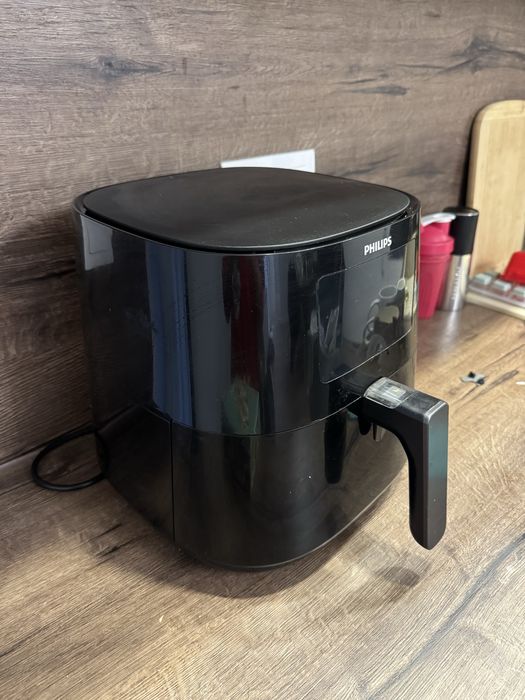 Уред за готвене с горещ въздух Philips Essential Airfryer XL