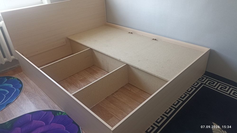 Продам кровать двухспальная