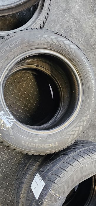 185 60 R 14 Nokian iarna
