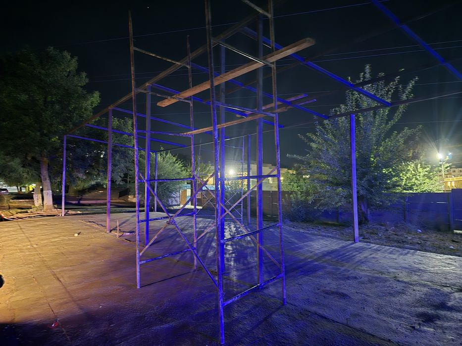 Сендвич-панели идеальны для быстрого строительства складов, ангаров