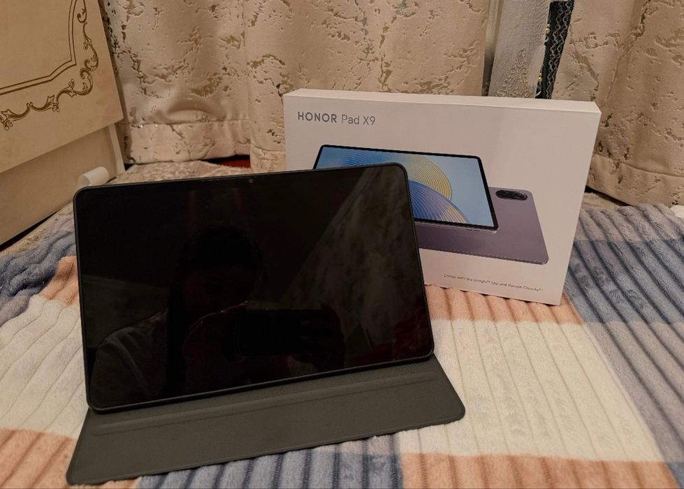 Планшет өте жақсы күйде, шұғыл сатылады