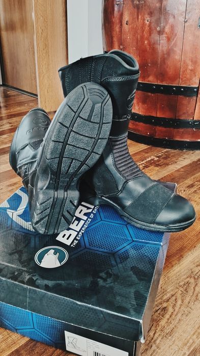 Cizme moto Bering X-tourer negre impermeabile marimea 43