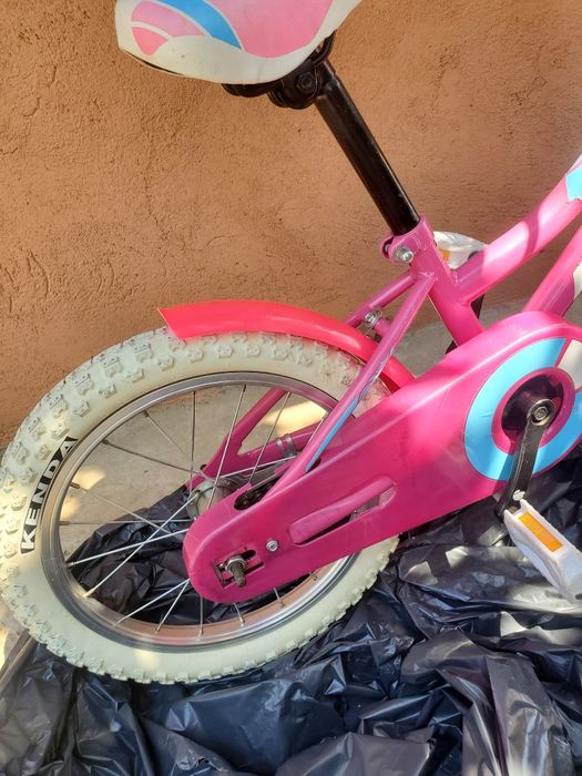 Bicicleta 6-8 ani
